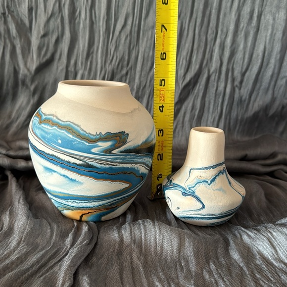 Vintage Nemadji Pottery. Set Of Two - Picture 8 of 12